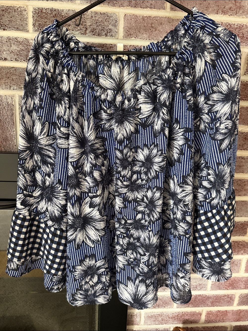 Spense Blue and White Floral Mini Skirt
